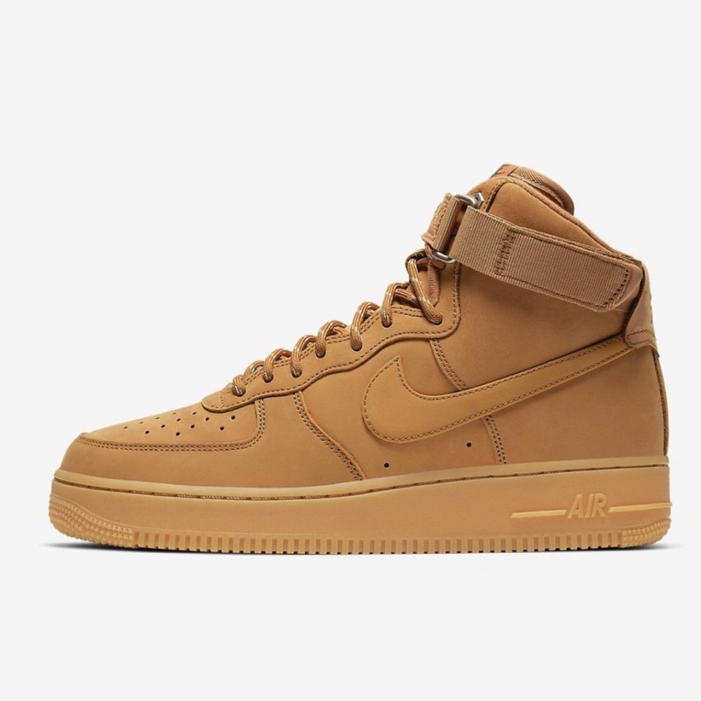 Air Force 1 High 07 LV8